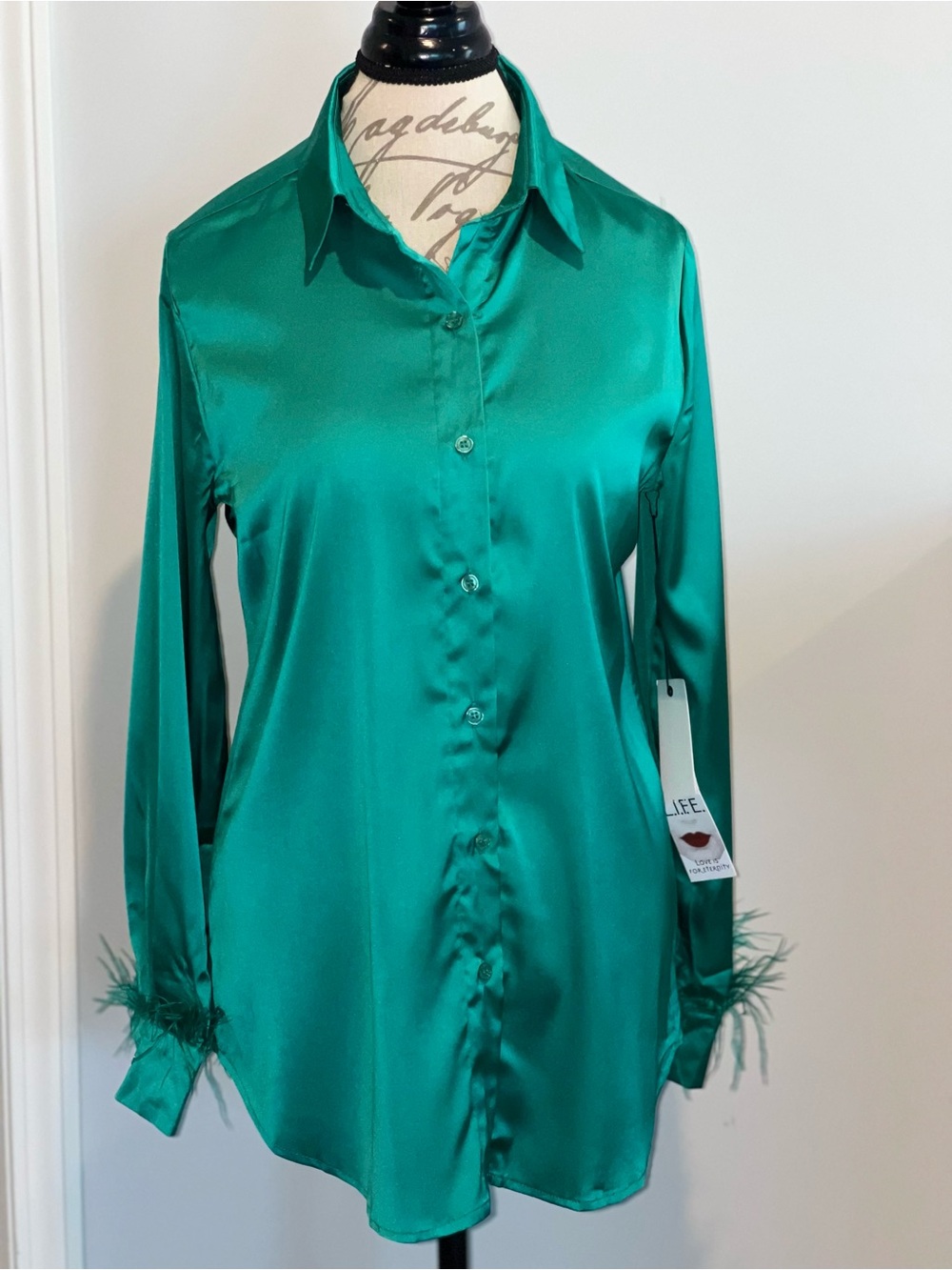 L.I.F.E. NWT Emerald Green Satin Feather Cuff Blouse